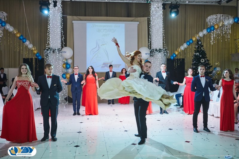 Ректорский бал 17.jpg Ректорский бал 17.jpg